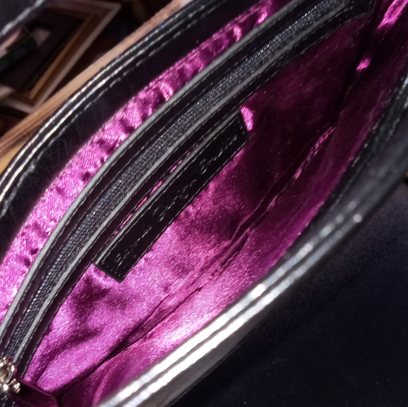 Express Designs Black Gathered Pleated Bag - Picture 3 of 4